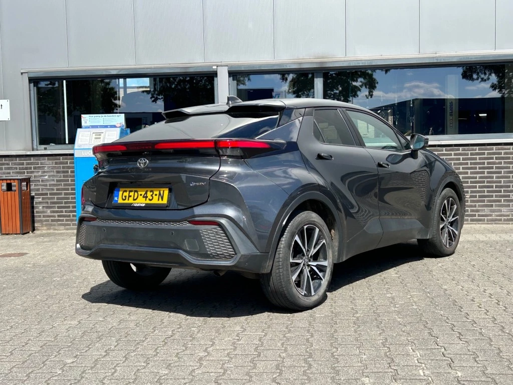 Hoofdafbeelding Toyota C-HR