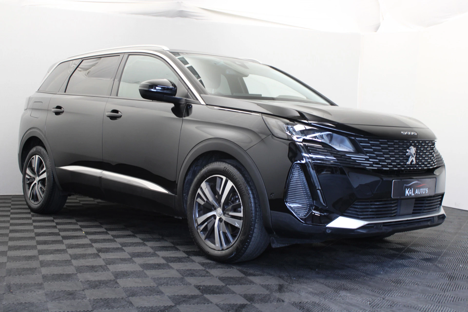 Hoofdafbeelding Peugeot 5008