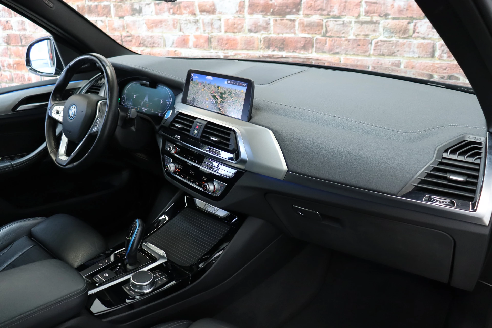 Hoofdafbeelding BMW iX3