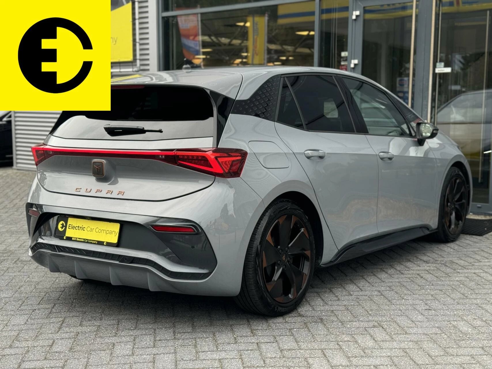 Hoofdafbeelding CUPRA Born