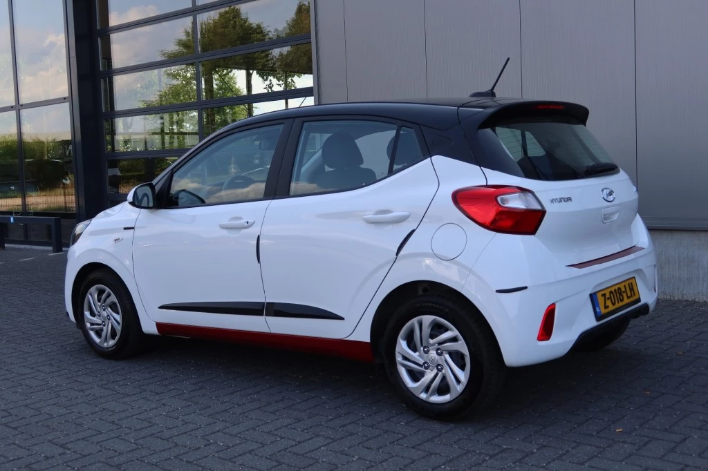 Hoofdafbeelding Hyundai i10