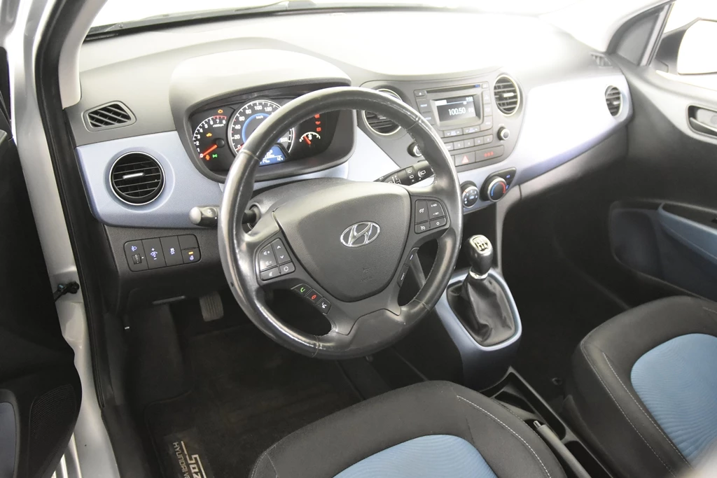 Hoofdafbeelding Hyundai i10