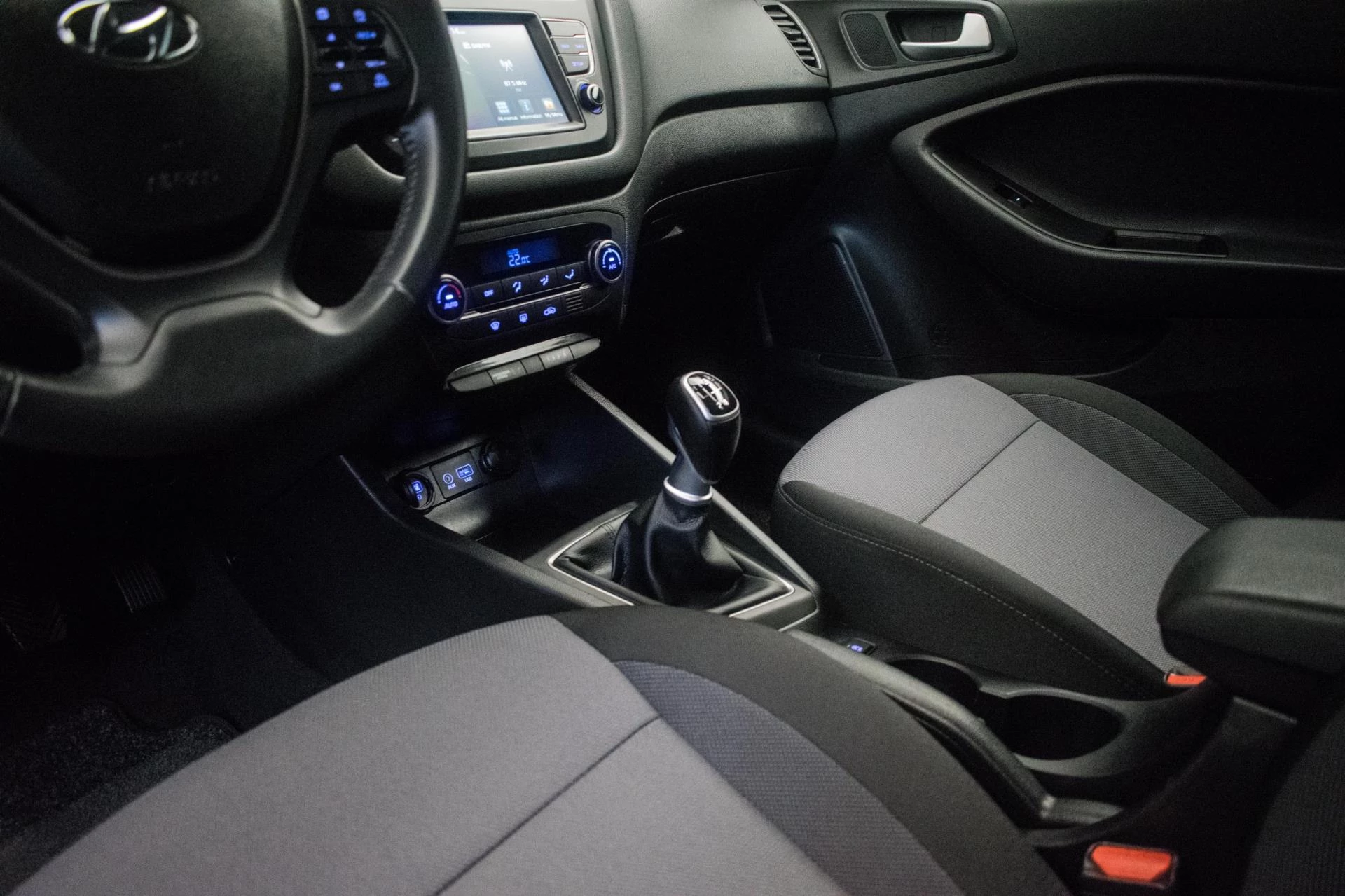 Hoofdafbeelding Hyundai i20