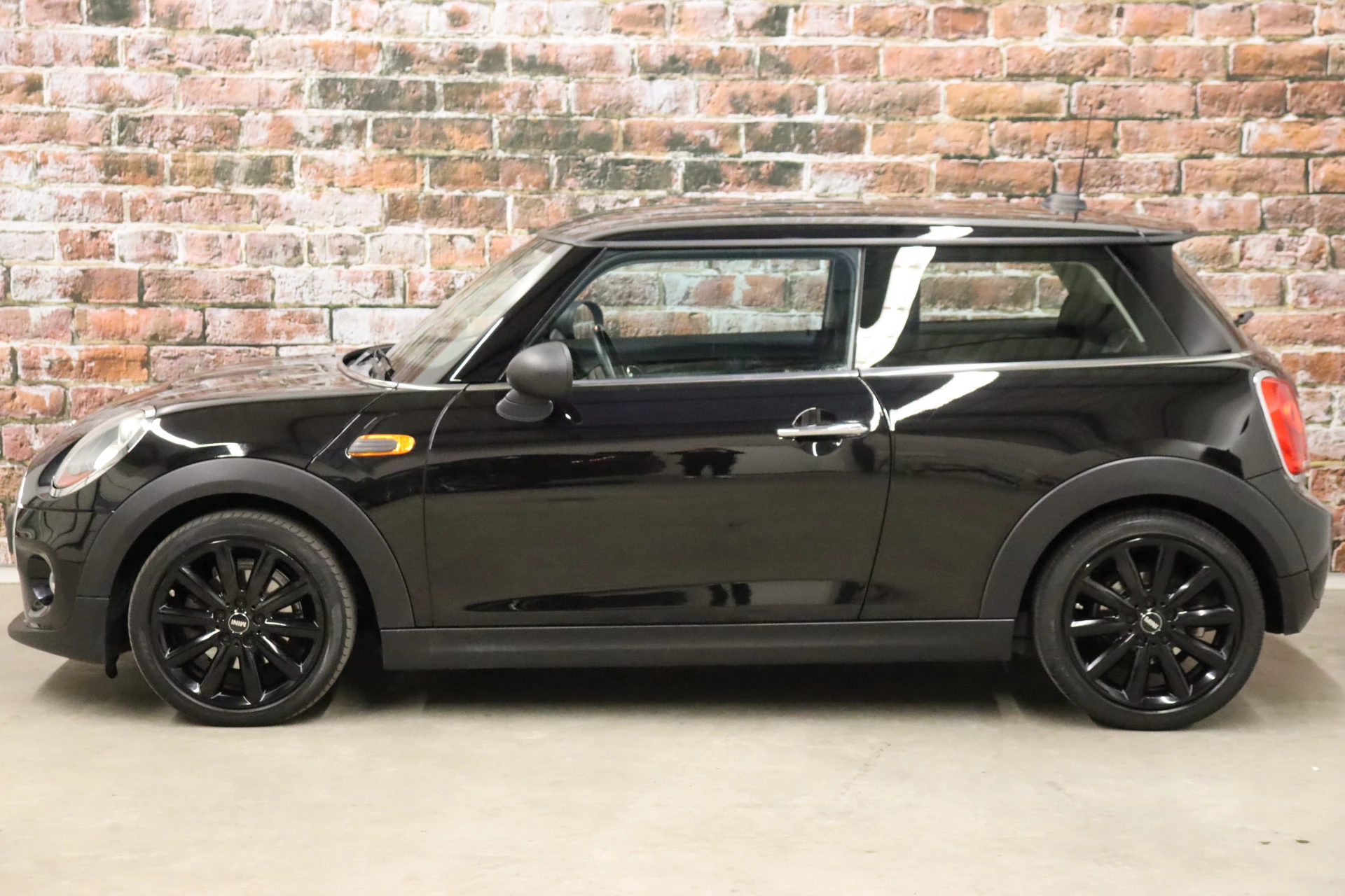 Hoofdafbeelding MINI One