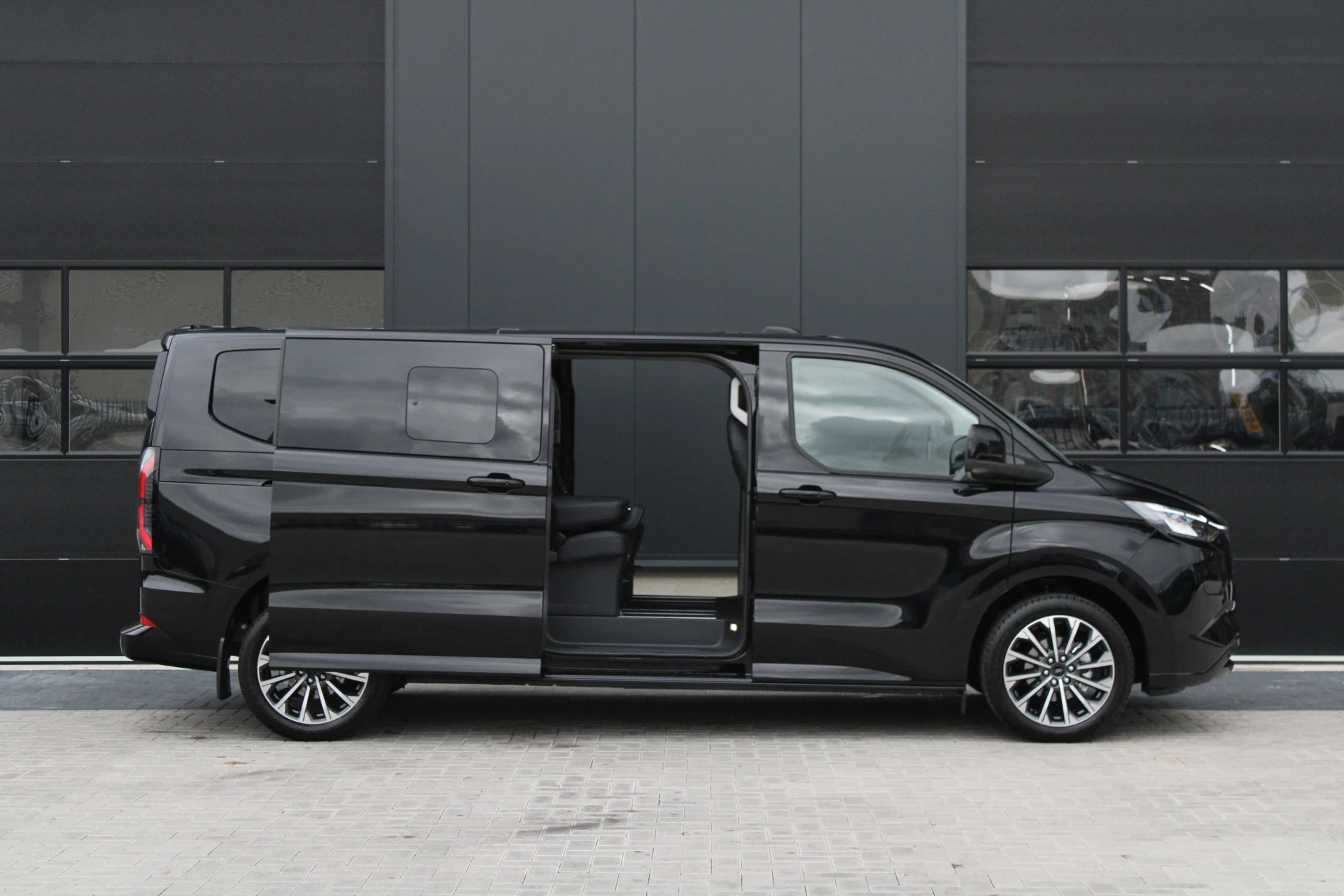 Hoofdafbeelding Ford Tourneo Custom