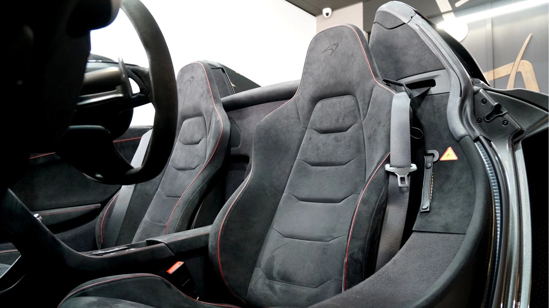Hoofdafbeelding McLaren 650S