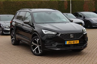 Hoofdafbeelding SEAT Tarraco SEAT Tarraco 1.4 TSI e-Hybrid PHEV FR Business Intense / SoH 92,6% / Trekhaak / 360Camera / Keyless / CarPlay / Virtual Cockpit / LED / 19'' / Navigatie / Stoelverwarming 4x / Dodehoek / DAB / ACC