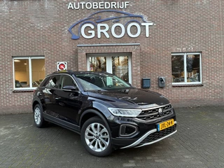 Hoofdafbeelding Volkswagen T-Roc Volkswagen T-Roc 1.5 TSI 150PK AUTOMAAT! KEYLESS/LED/ADAP.CRUISE/CARPLAY