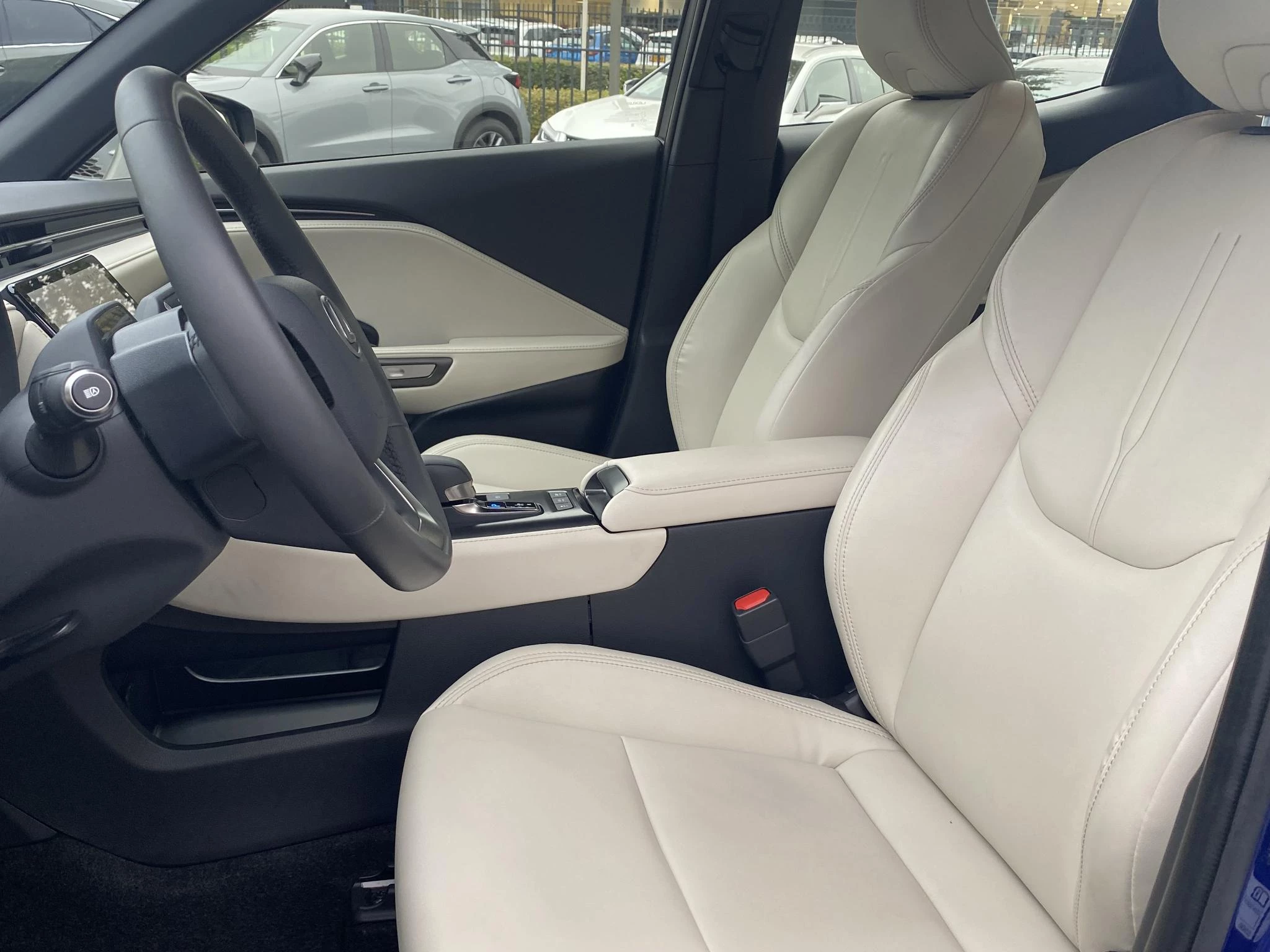 Hoofdafbeelding Lexus LBX
