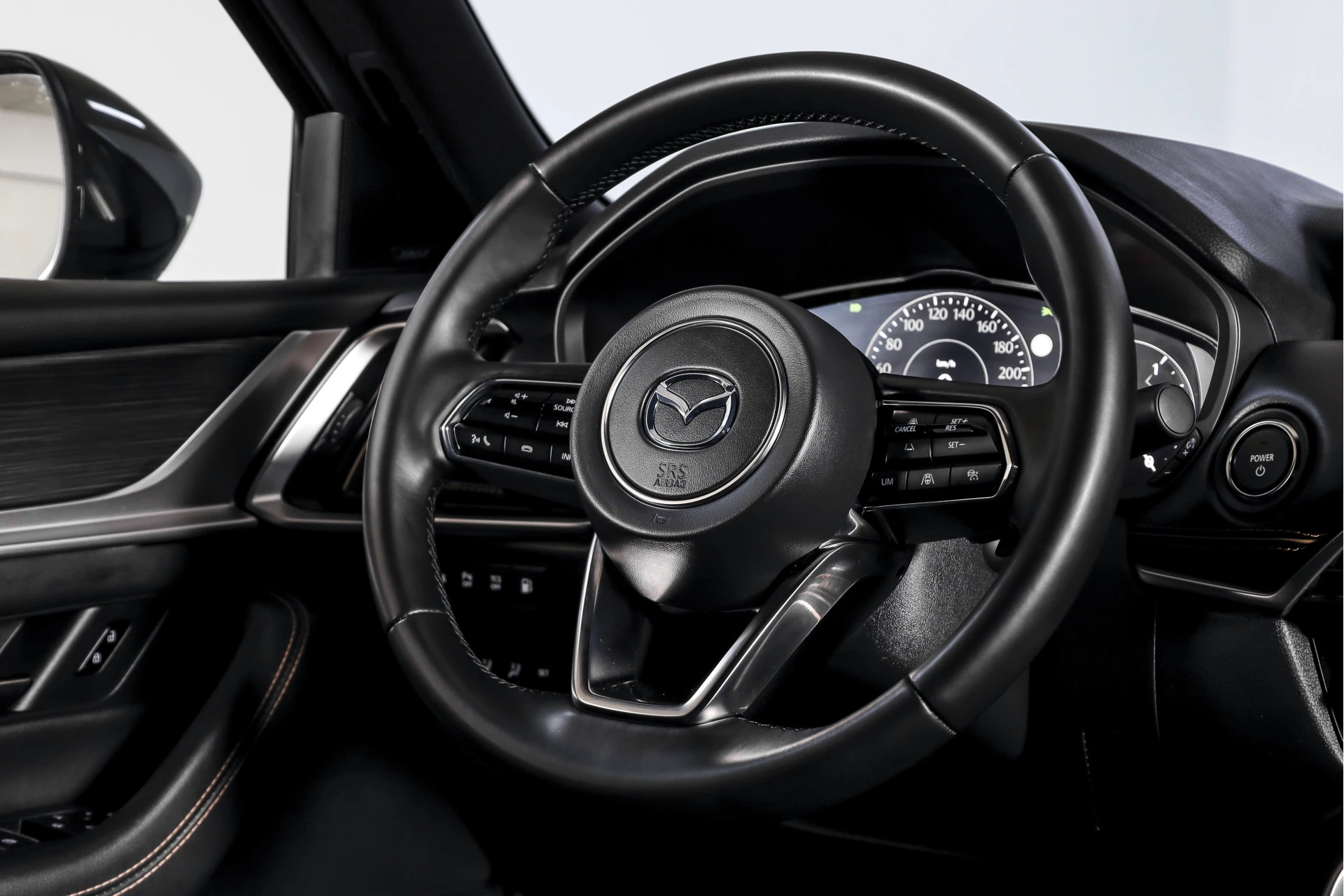 Hoofdafbeelding Mazda CX-60