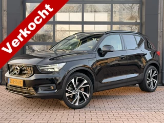 Volvo XC40 1.5 T5 Recharge R-Design | LED | Trekhaak | Pano | Stoelverwarming voor & achter | Stuurverwarming | BLIS | Xenium | IntelliSafe | Vol |