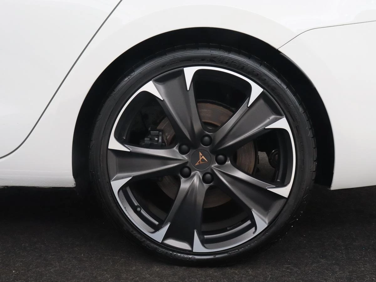 Hoofdafbeelding CUPRA Leon