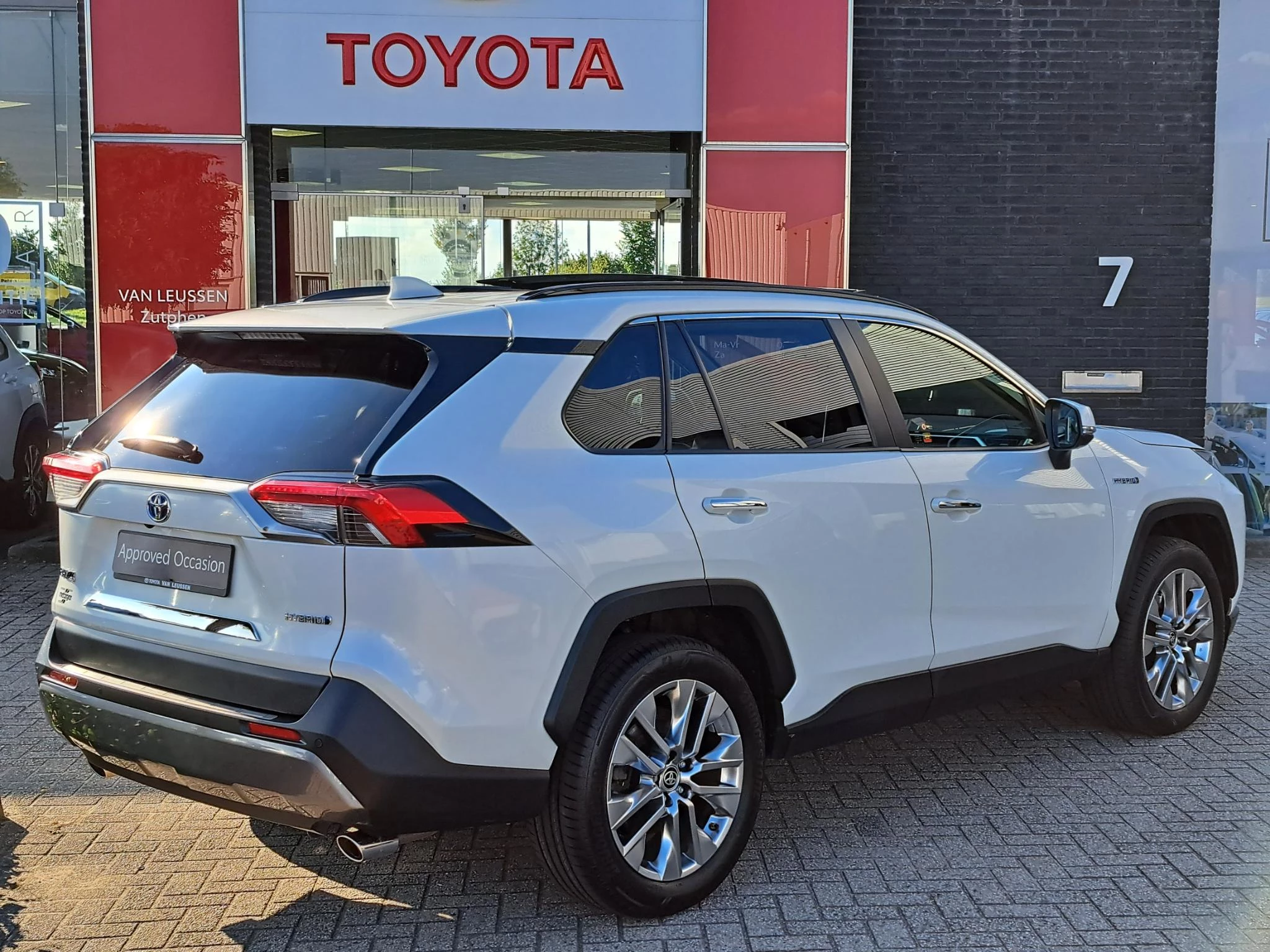 Hoofdafbeelding Toyota RAV4