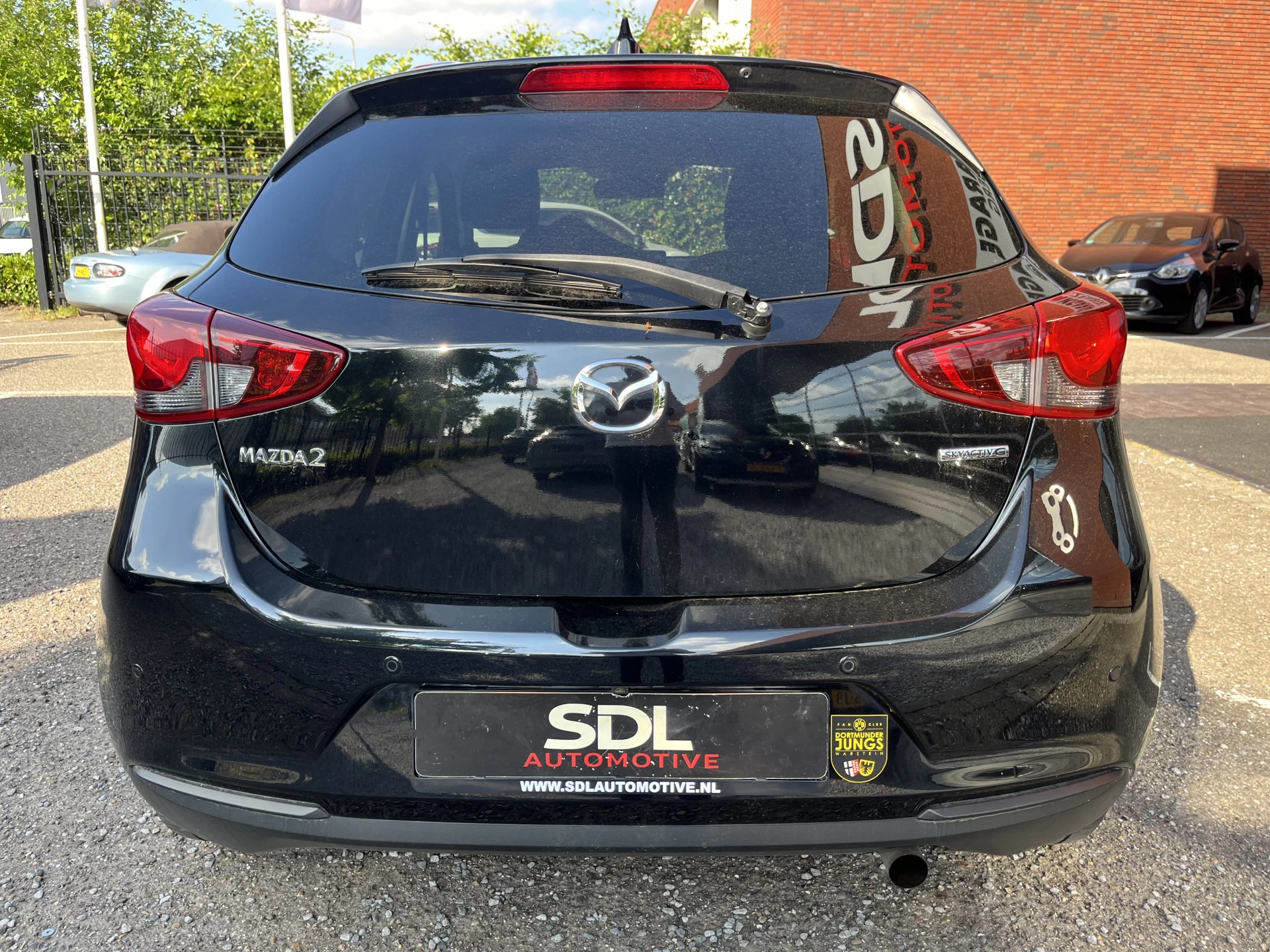 Hoofdafbeelding Mazda 2