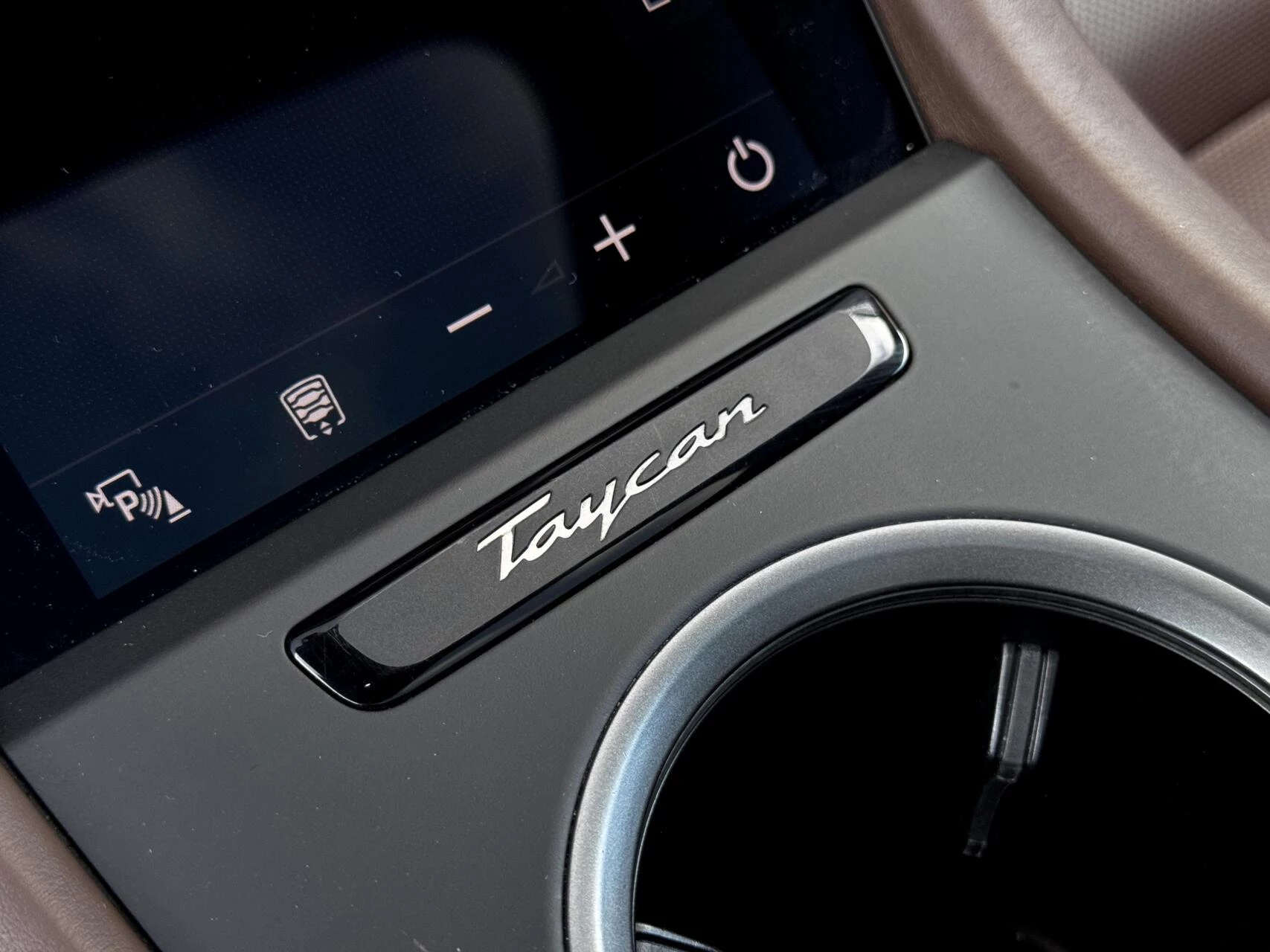 Hoofdafbeelding Porsche Taycan