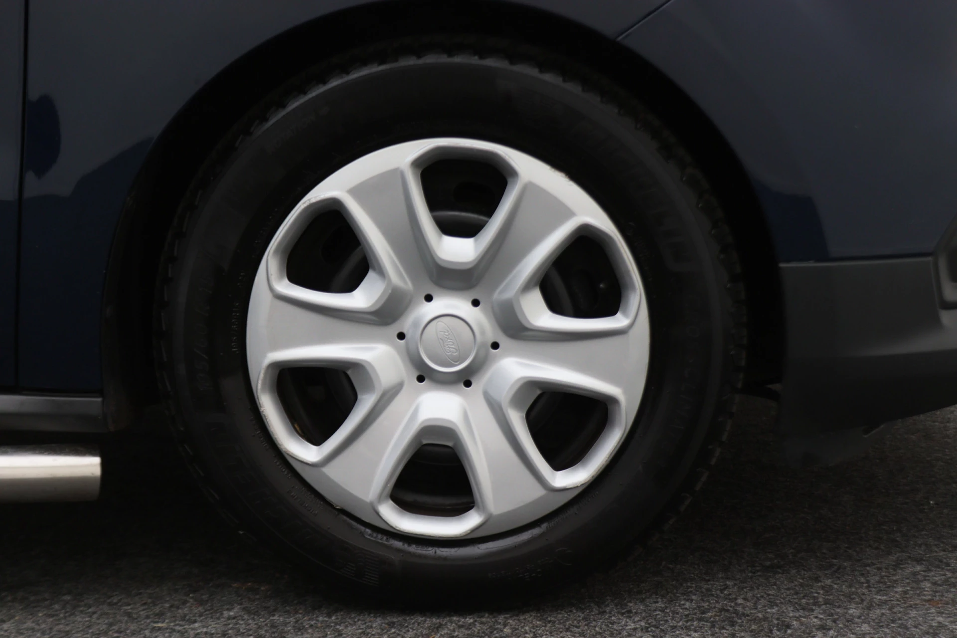 Hoofdafbeelding Ford Transit Courier