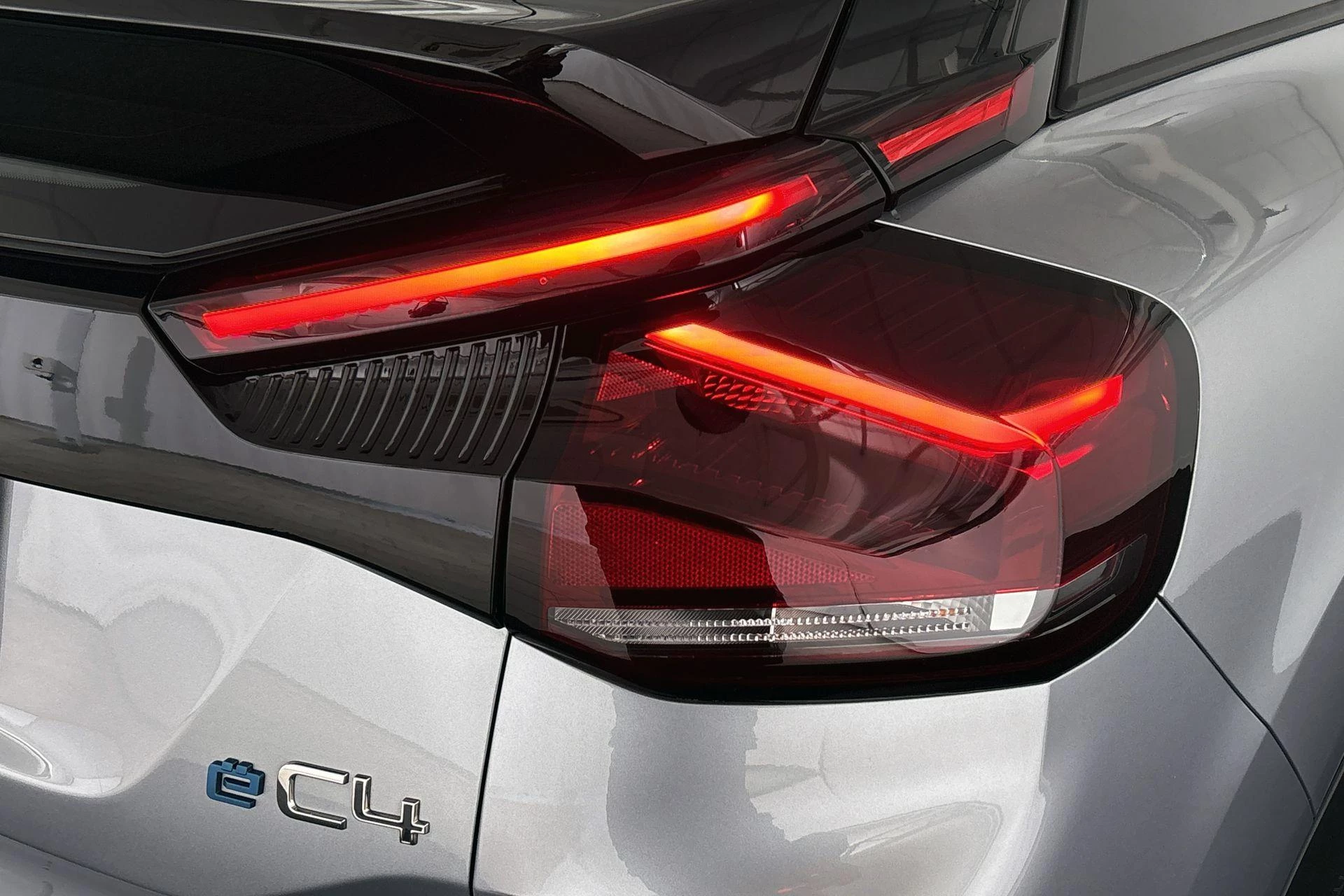 Hoofdafbeelding Citroën ë-C4