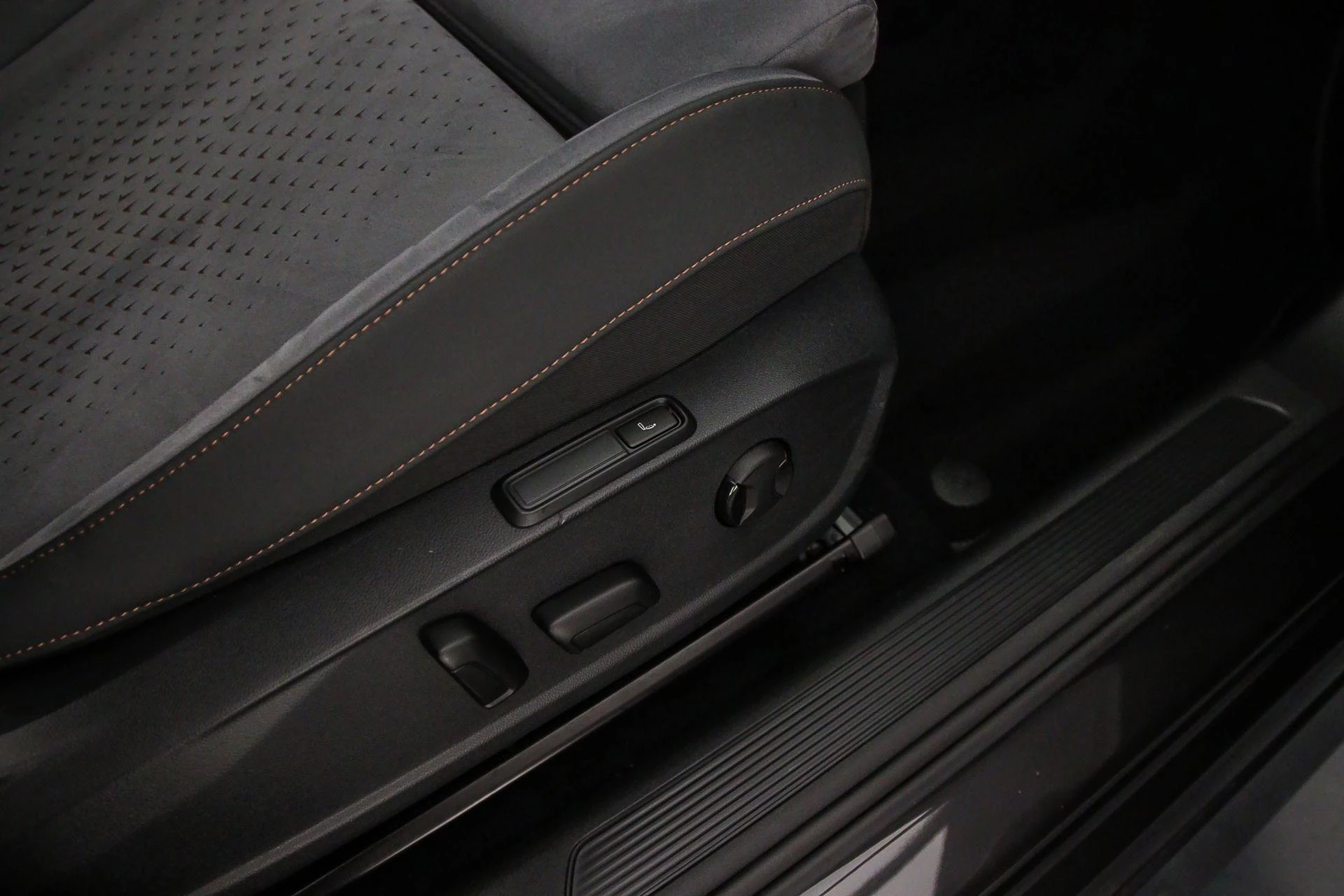 Hoofdafbeelding CUPRA Born