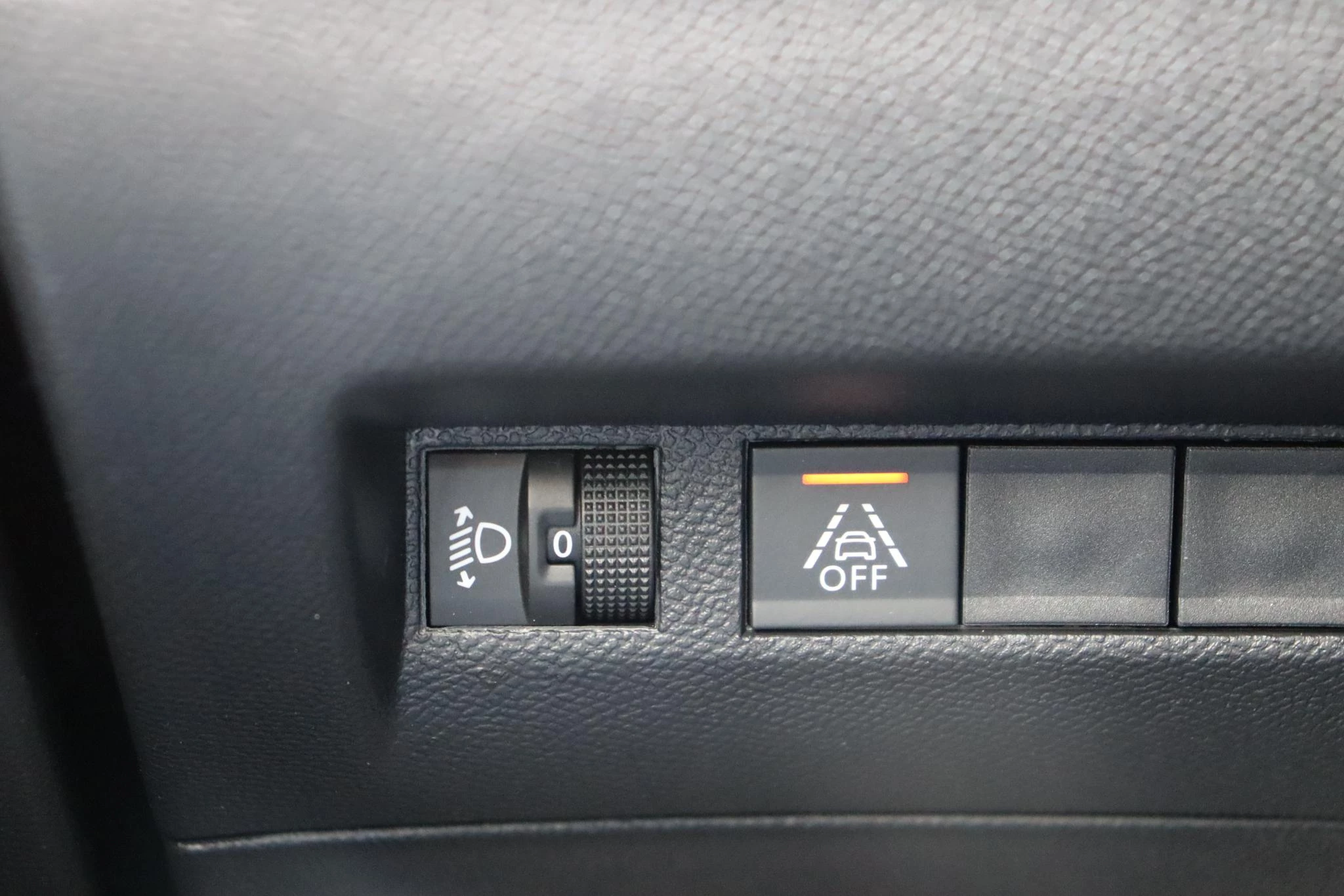 Hoofdafbeelding Peugeot e-2008