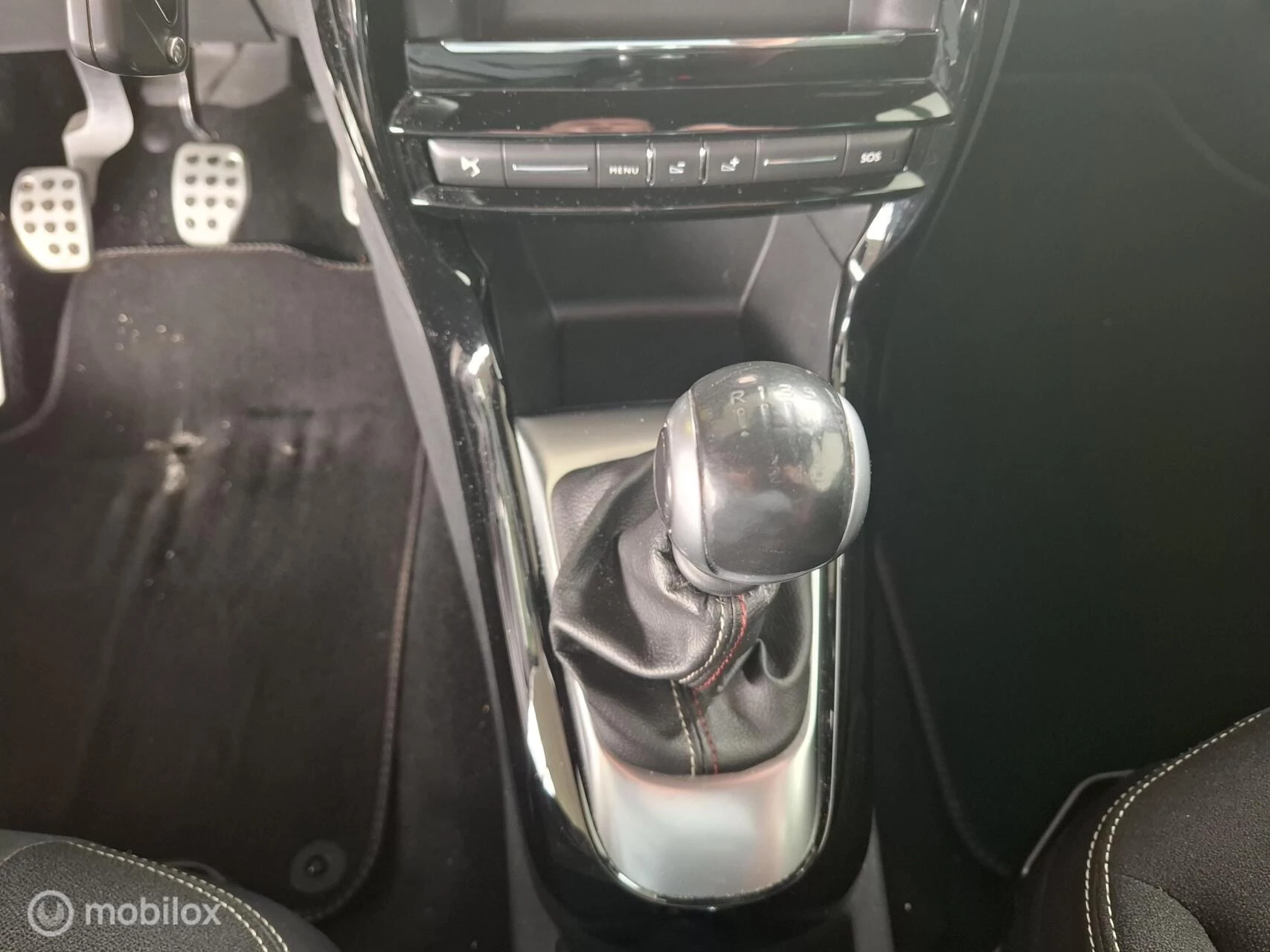 Hoofdafbeelding DS DS 3