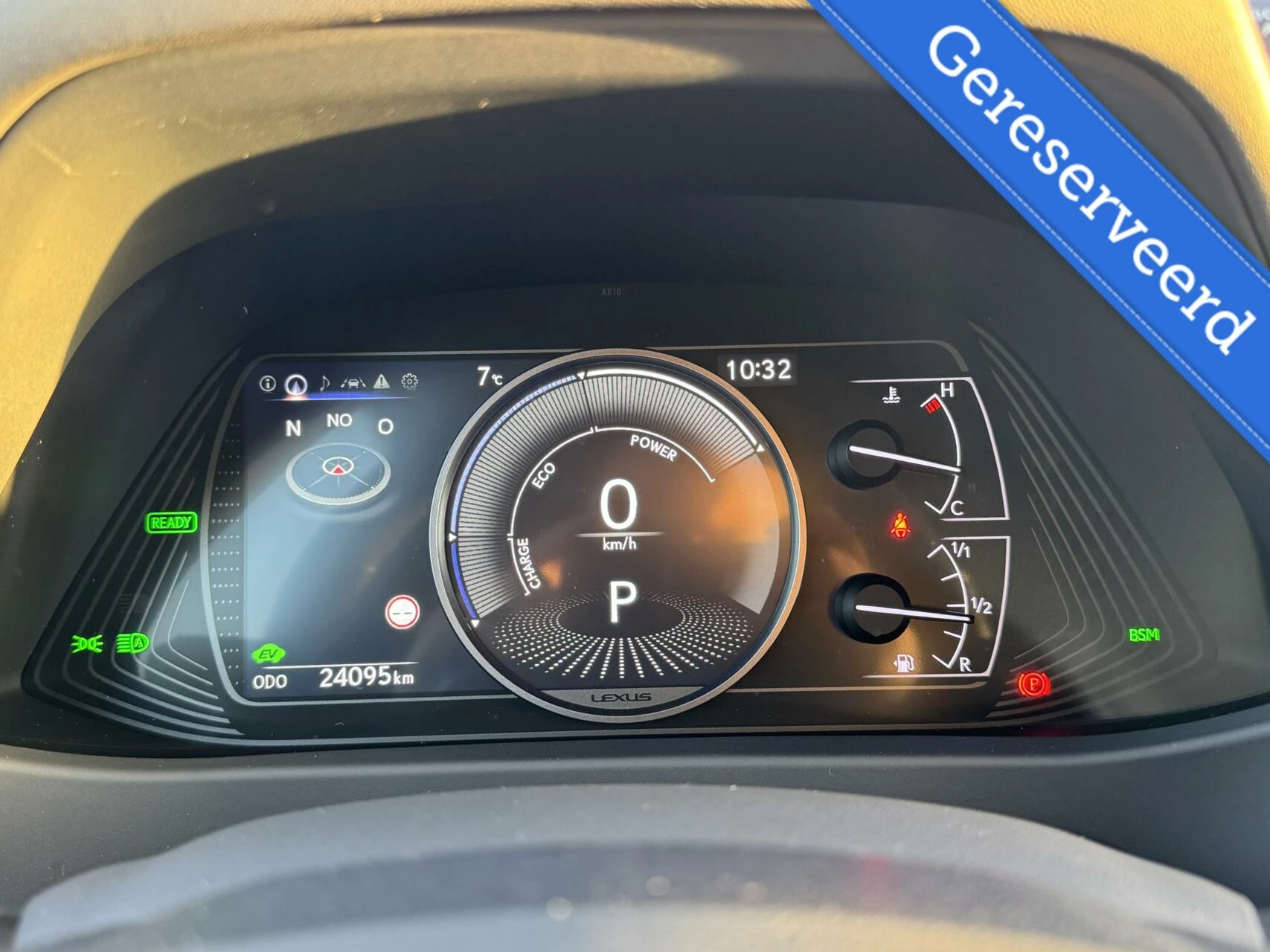 Hoofdafbeelding Lexus UX