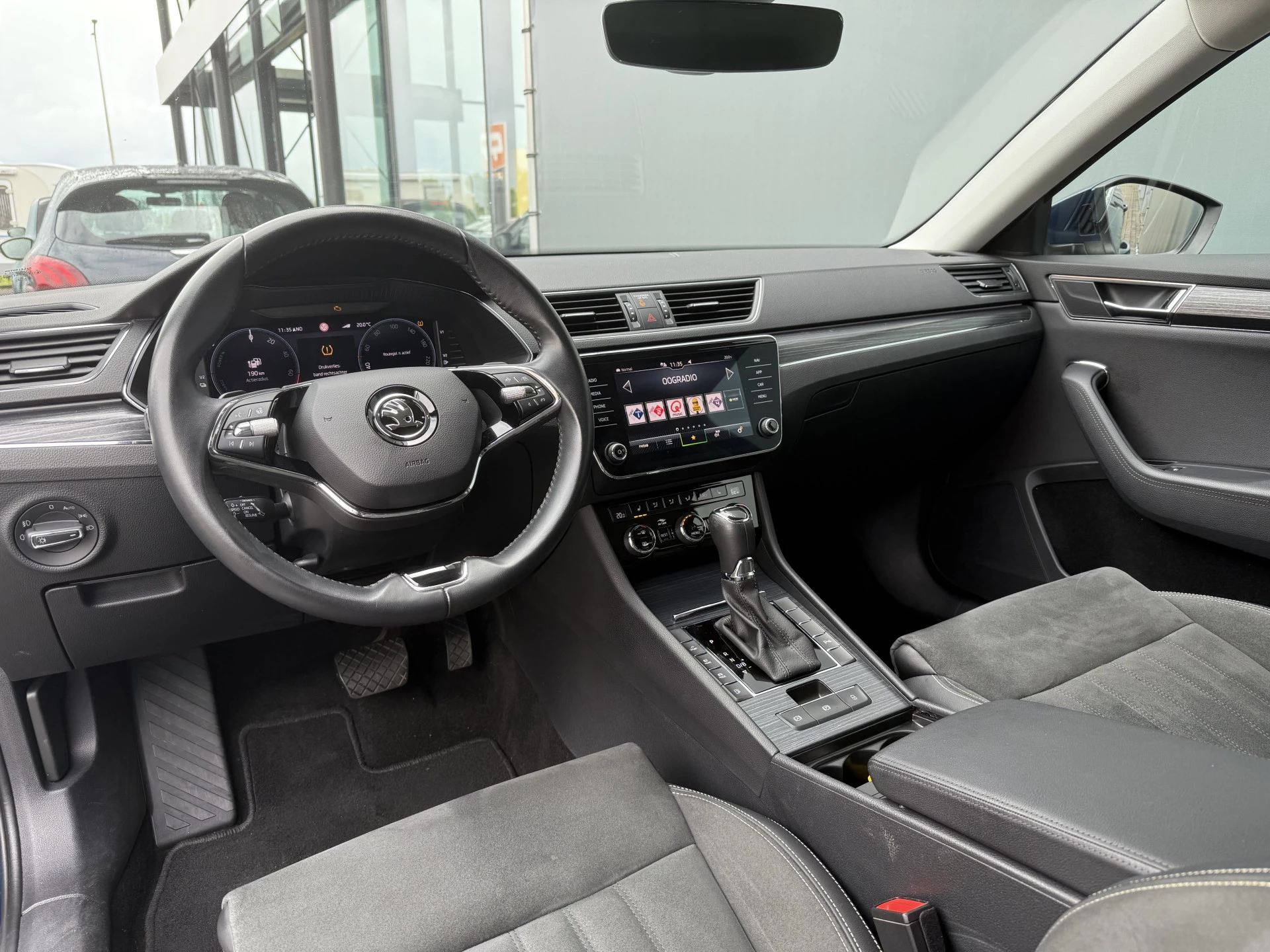 Hoofdafbeelding Škoda Superb