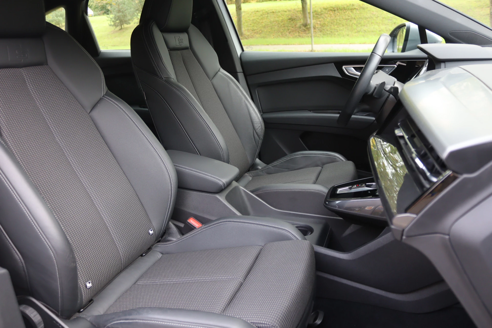 Hoofdafbeelding Audi Q4 e-tron