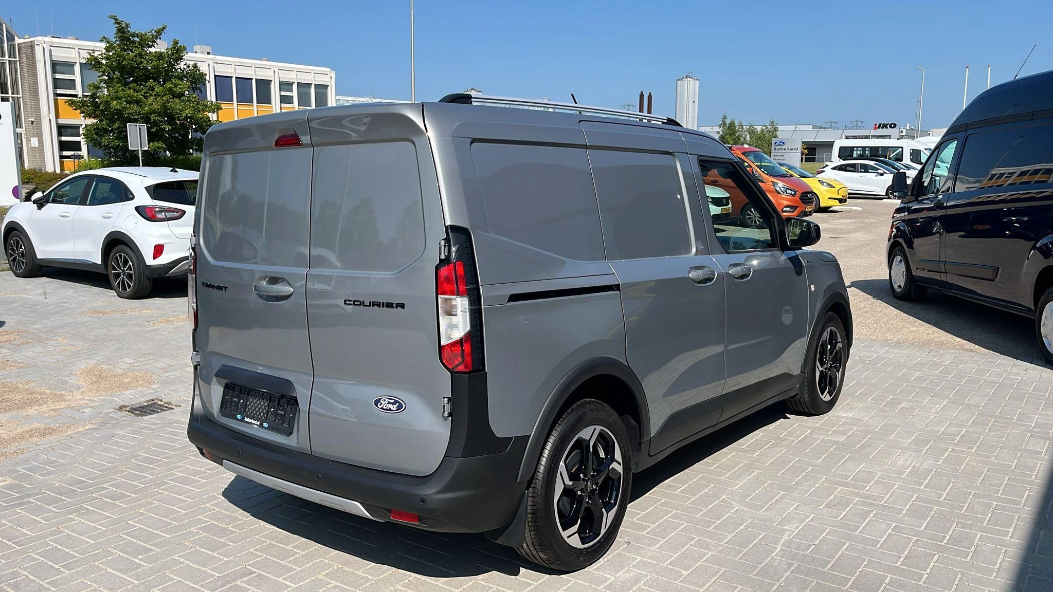 Hoofdafbeelding Ford Transit Courier