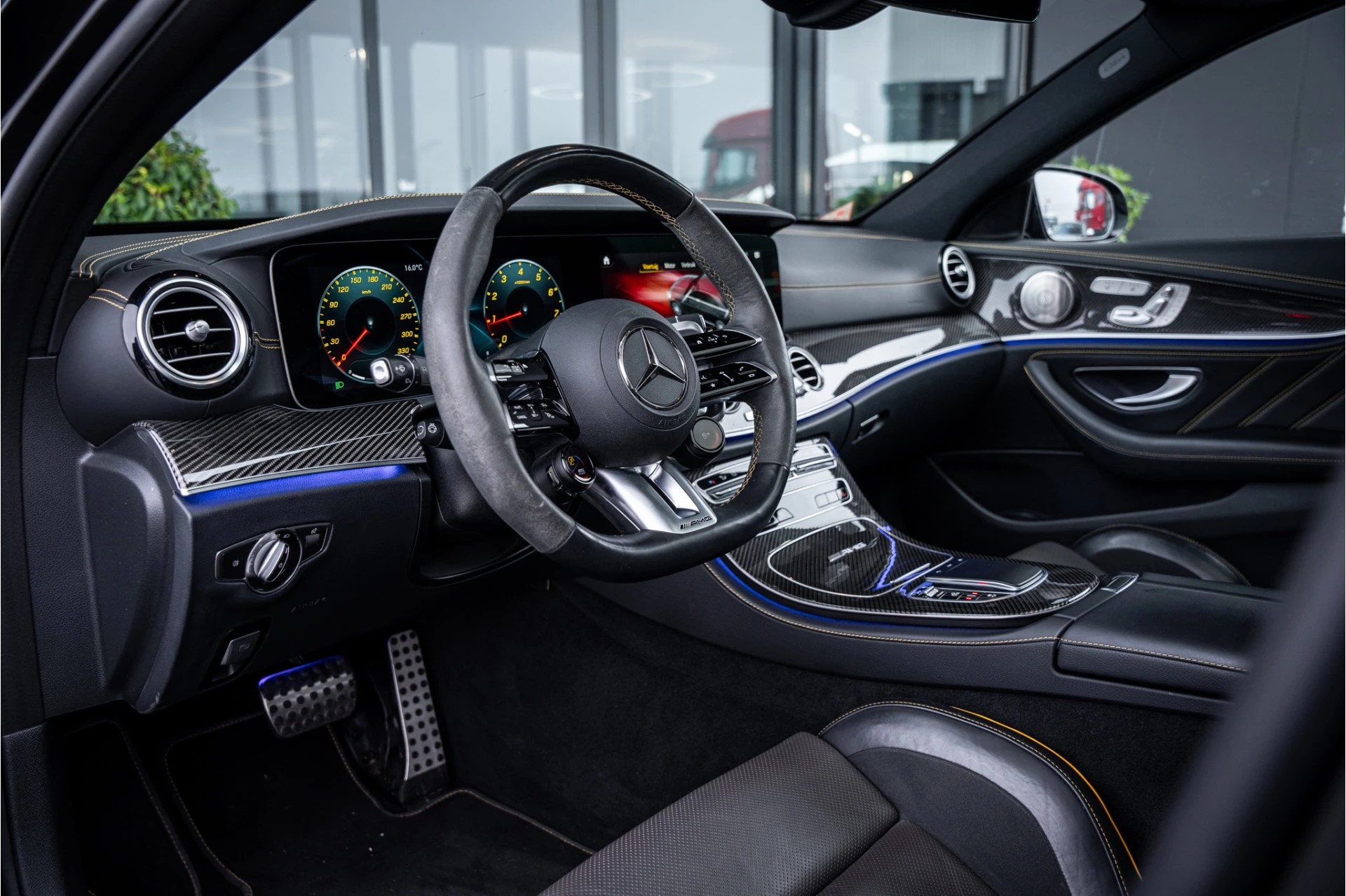 Hoofdafbeelding Mercedes-Benz E-Klasse