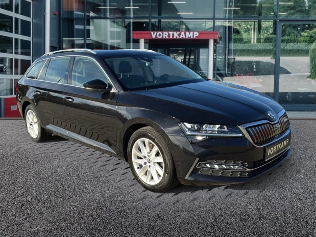 Hoofdafbeelding Škoda Superb