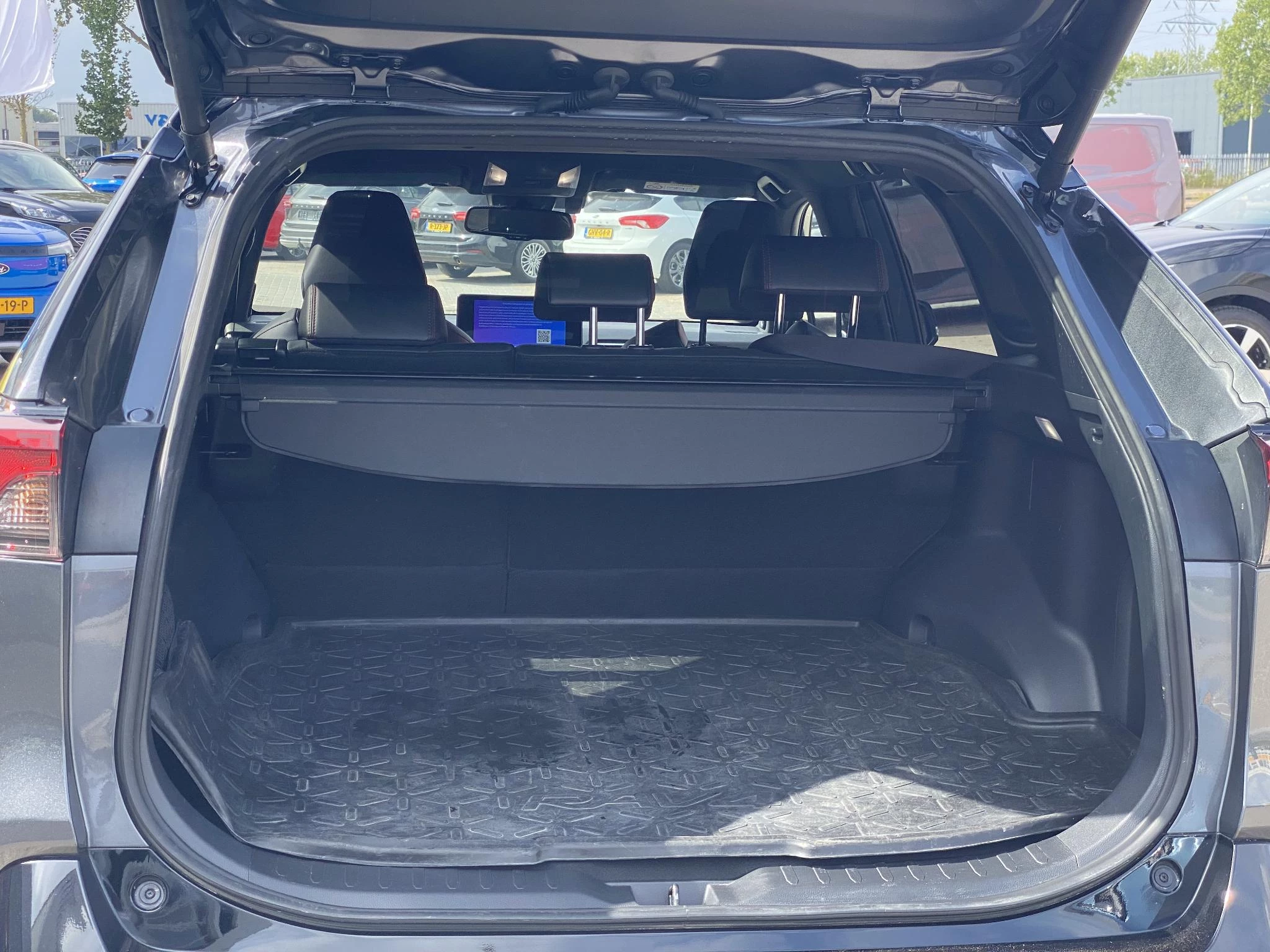 Hoofdafbeelding Toyota RAV4