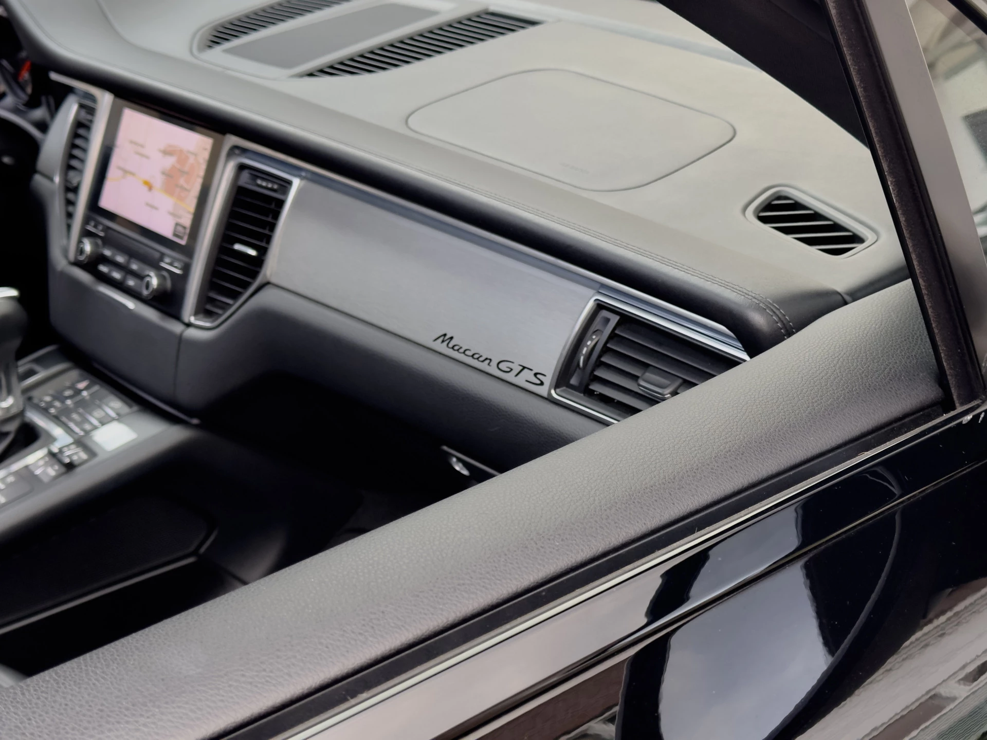 Hoofdafbeelding Porsche Macan