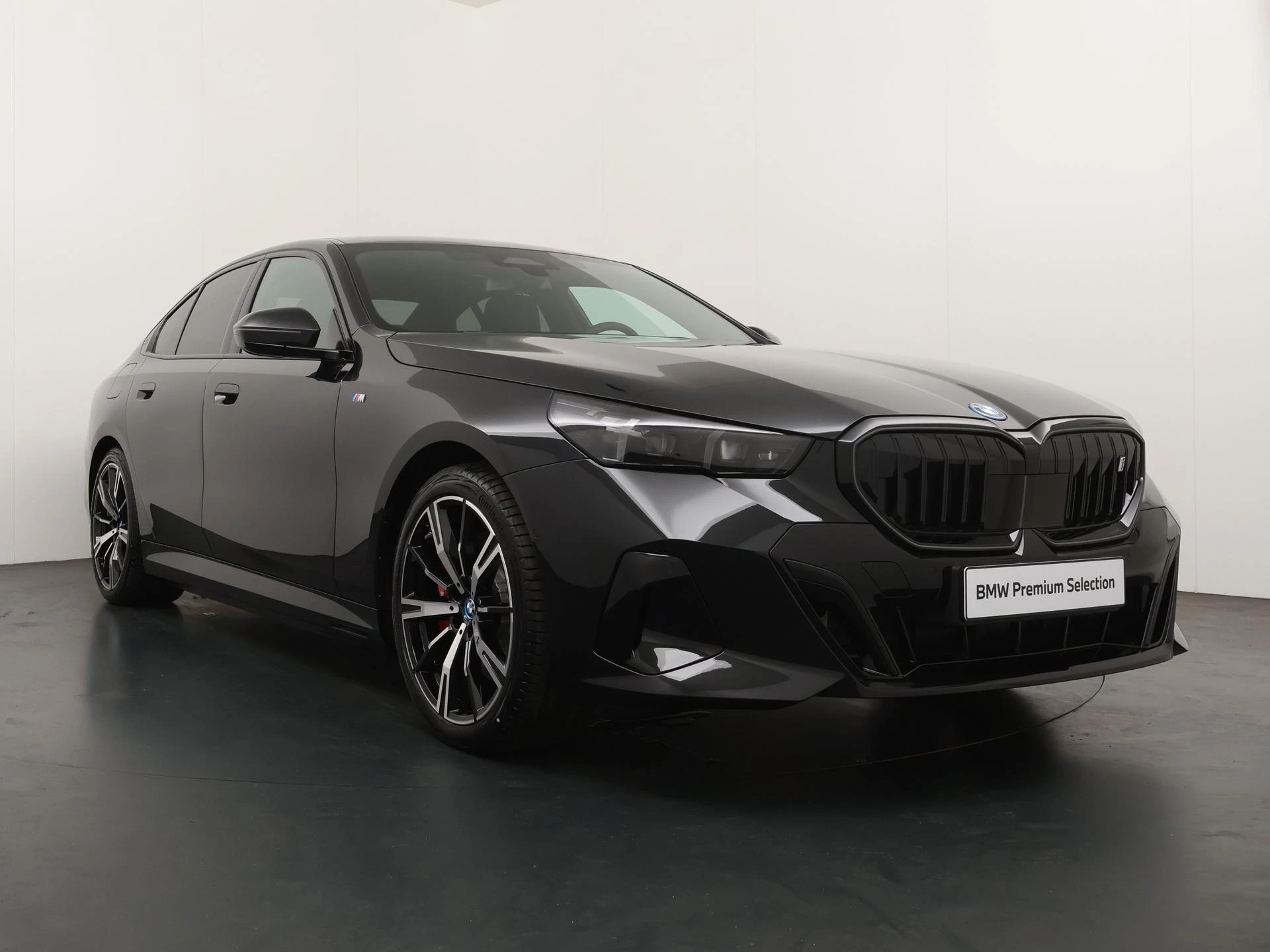 Hoofdafbeelding BMW i5