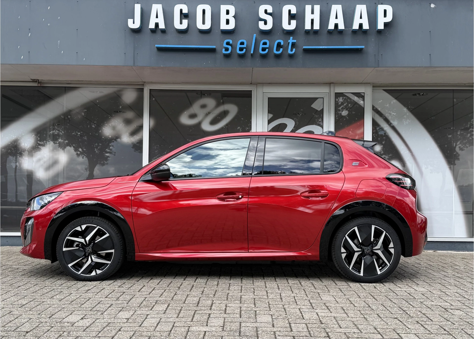 Hoofdafbeelding Peugeot e-208
