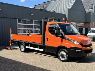 Iveco Daily 35C15 2.3 375 Trekhaak 3500kg Laadklep 500kg Navigatie Open laadbak Pick-up Euro 5 Bpm vrij Bakwagen p-up 146pk 1e eigenaar Dealer onderhouden