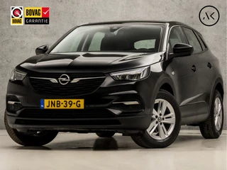 Hoofdafbeelding Opel Grandland X Opel Grandland X 1.2 Turbo Sport Automaat (APPLE CARPLAY, GROOT NAVI, PARKEERSENSOREN, SPORTSTOELEN, CRUISE, LM VELGEN, LED KOPLAMPEN, NIEUWSTAAT)