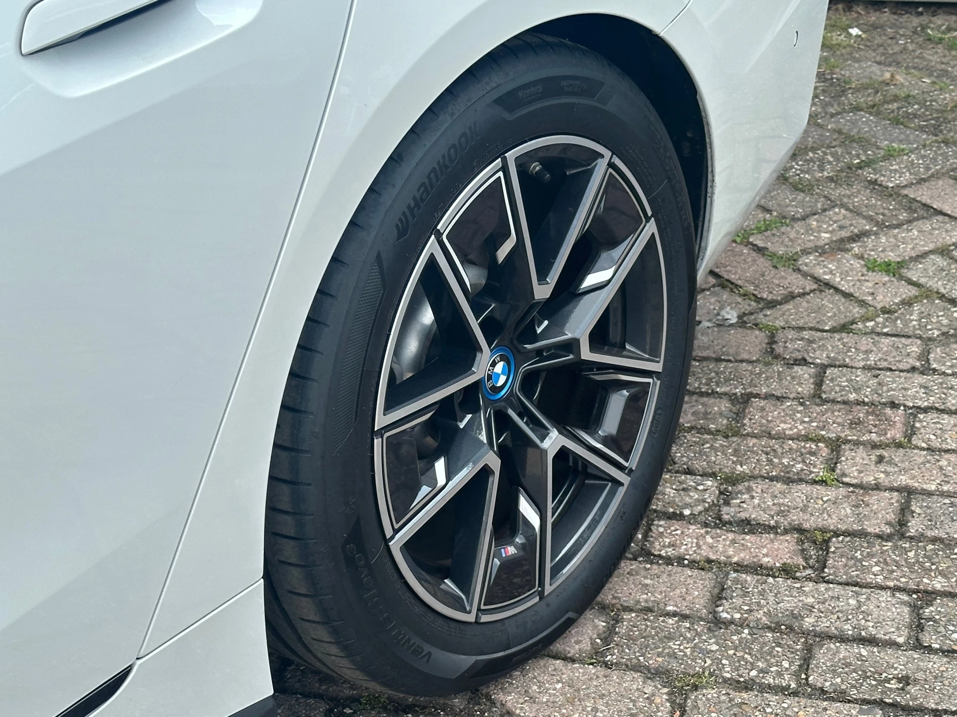 Hoofdafbeelding BMW i4