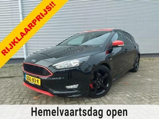 Ford Focus 1.5 135KW/184PK ST line, applecarplay/android,airco,cruise,stoelverwarming,parkeersensoren achter,