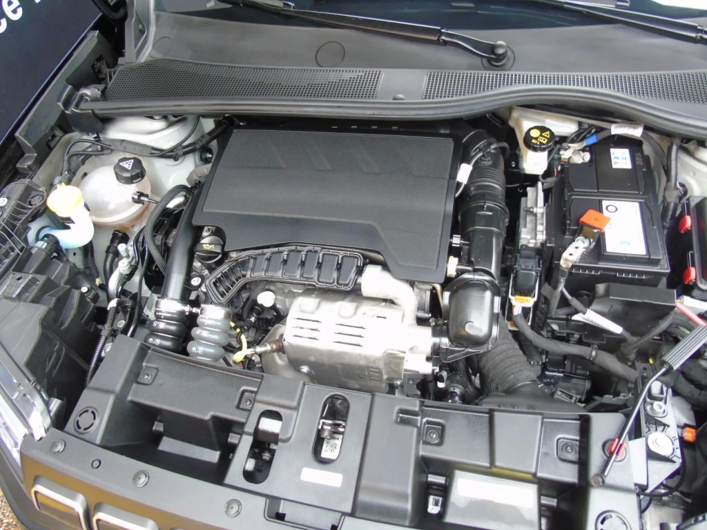 Hoofdafbeelding Jeep Avenger