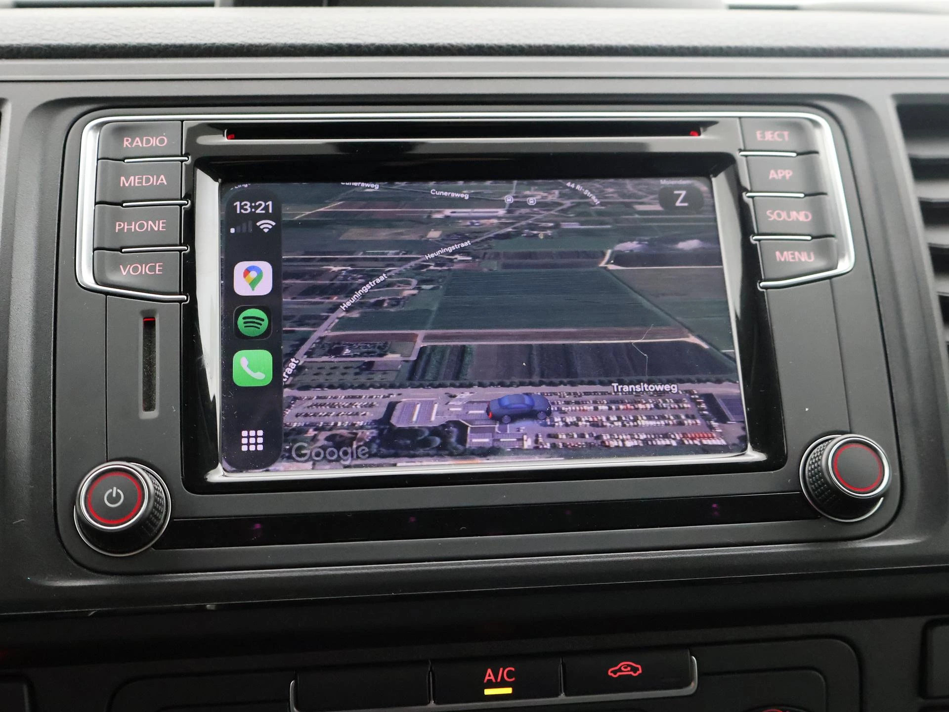 Hoofdafbeelding Volkswagen e-Transporter