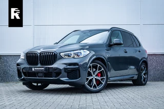 BMW X5 xDrive45e M-Sport Dravitgrau Skylounge / Bowers & Wilkins / Achteras sturing / Individual / Alcantara Hemel /