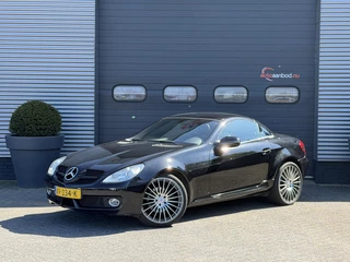 Hoofdafbeelding Mercedes-Benz SLK Mercedes-Benz SLK-klasse 200 K. | Navigatie | 19 Inch Lichtmetalen Velgen | Stoel/Nek Verwarming | Cruise Control |