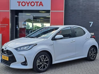 Toyota Yaris 1.5 Hybrid Dynamic ACHTERUITRIJCAMERA AIRCO ADAPTIVE CRUISE CONTROL
