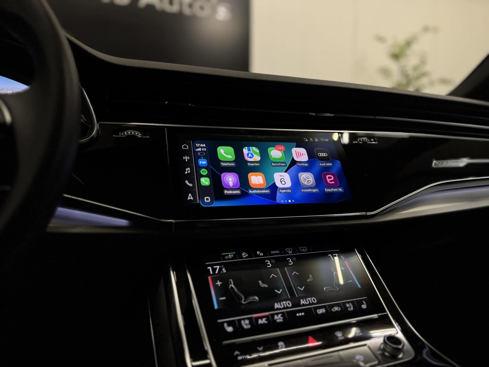 Hoofdafbeelding Audi Q8