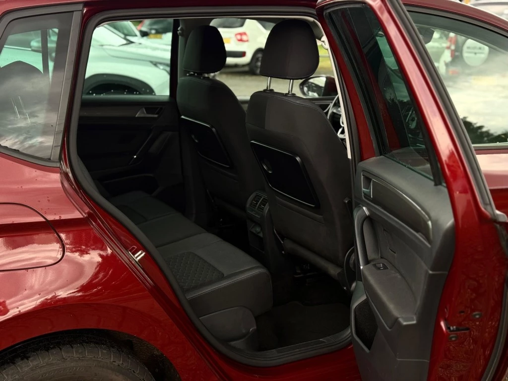 Hoofdafbeelding Volkswagen Golf Sportsvan