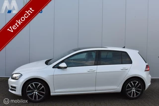 VW Golf 1.2 TSI Highline 2017 Oryxweiss Pano Xenon LED Camera Keyless Privacyglass 17" LMV 1e Eigenaar!