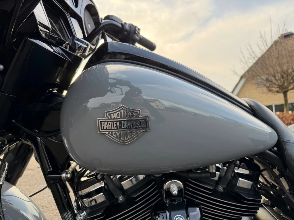 Hoofdafbeelding Harley-Davidson Street Glide