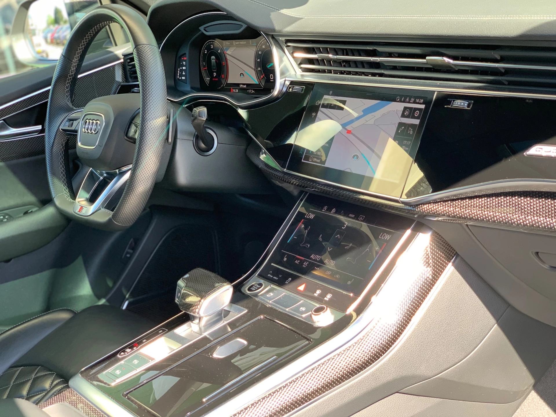 Hoofdafbeelding Audi Q8