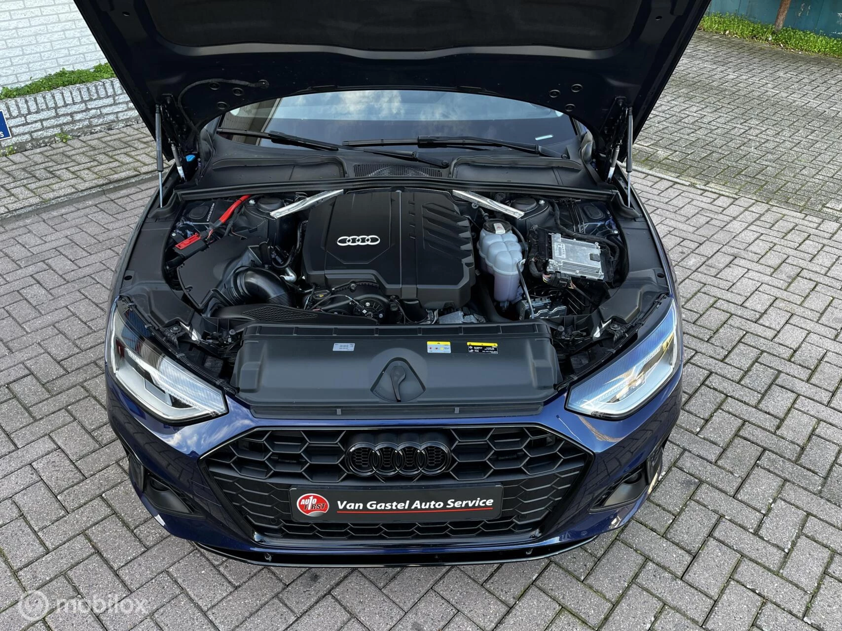 Hoofdafbeelding Audi A4