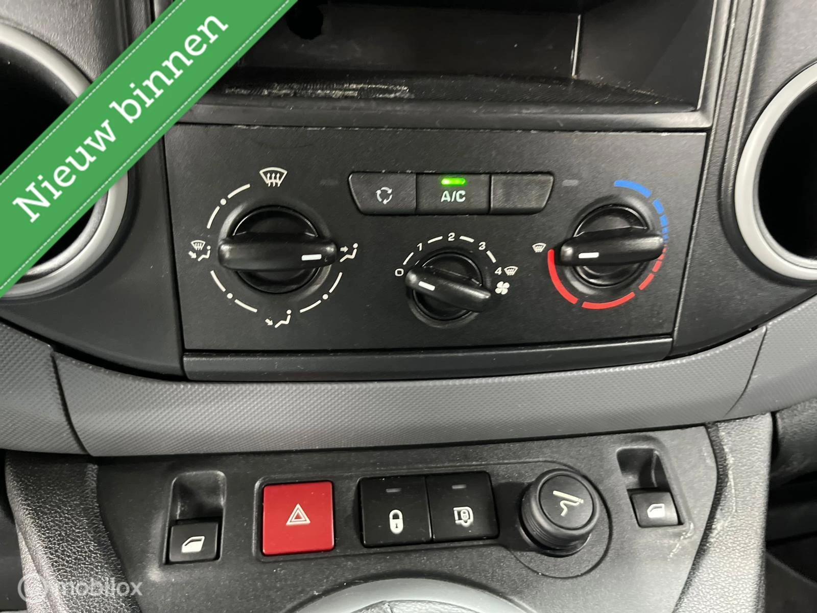 Hoofdafbeelding Peugeot Partner